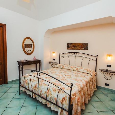 Roccia Fiorita Hotel Furore Bagian luar foto