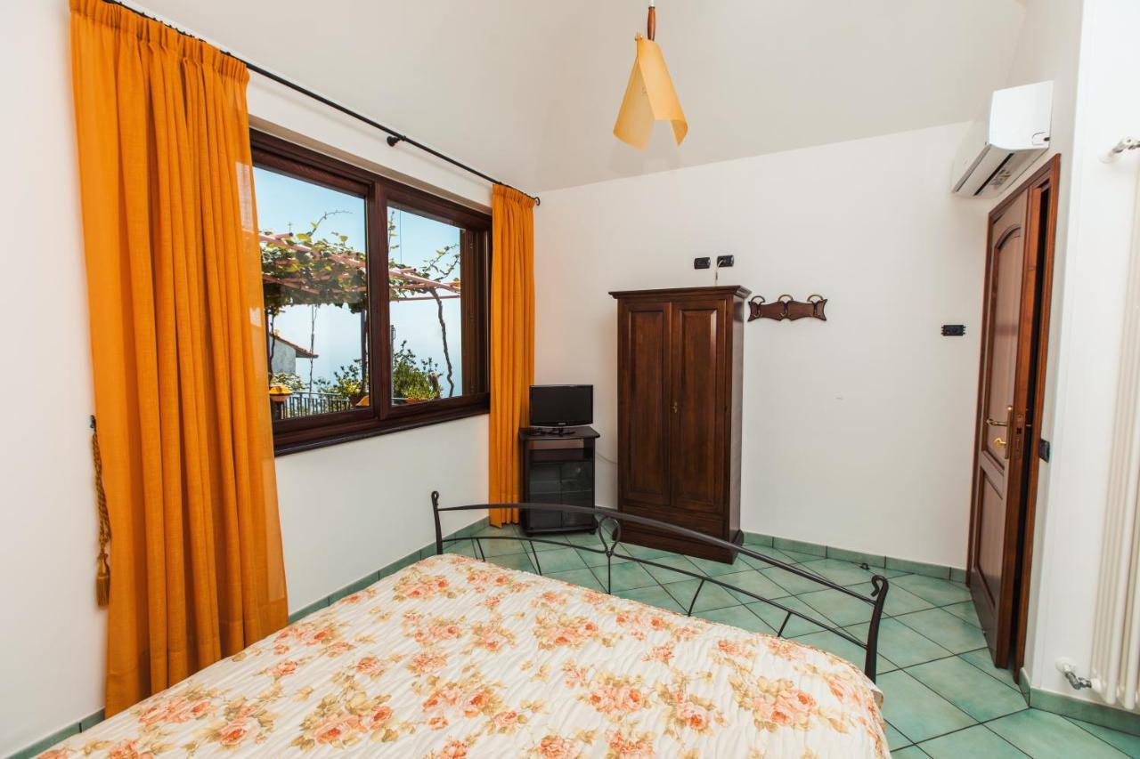 Roccia Fiorita Hotel Furore Bagian luar foto