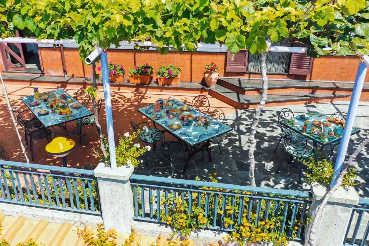 Roccia Fiorita Hotel Furore Bagian luar foto