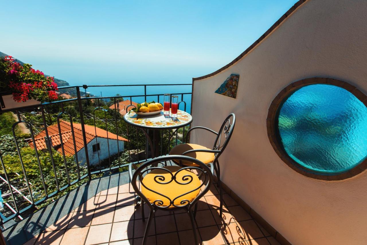 Roccia Fiorita Hotel Furore Bagian luar foto