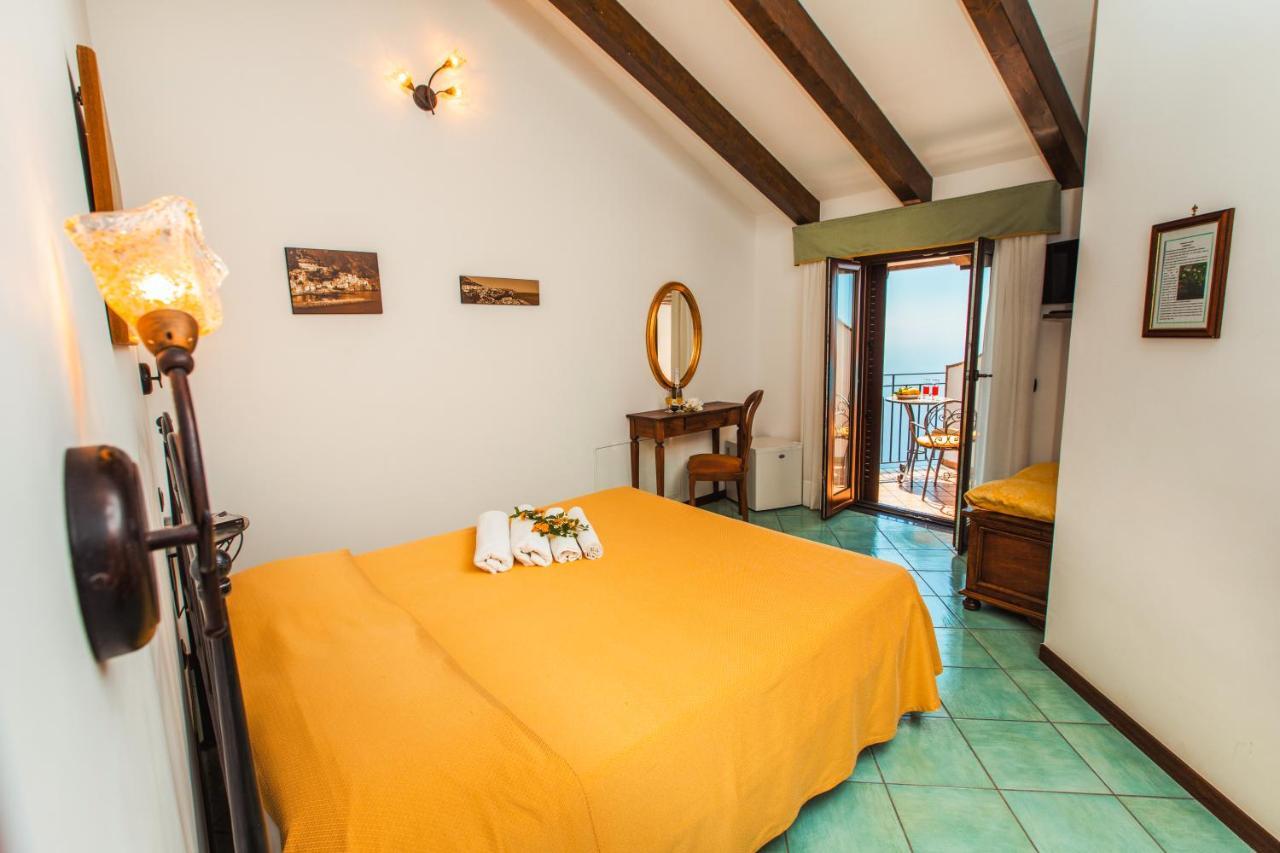 Roccia Fiorita Hotel Furore Bagian luar foto