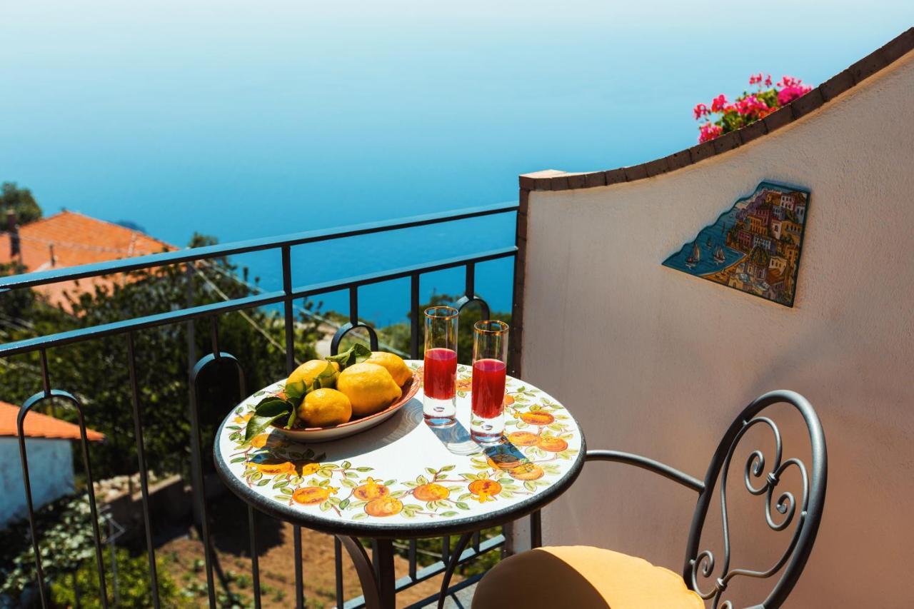 Roccia Fiorita Hotel Furore Bagian luar foto