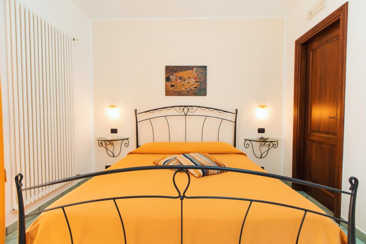 Roccia Fiorita Hotel Furore Bagian luar foto